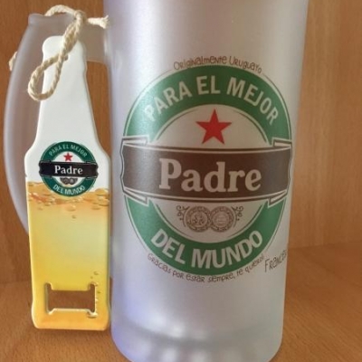 Jarra de cerveza y destapador25